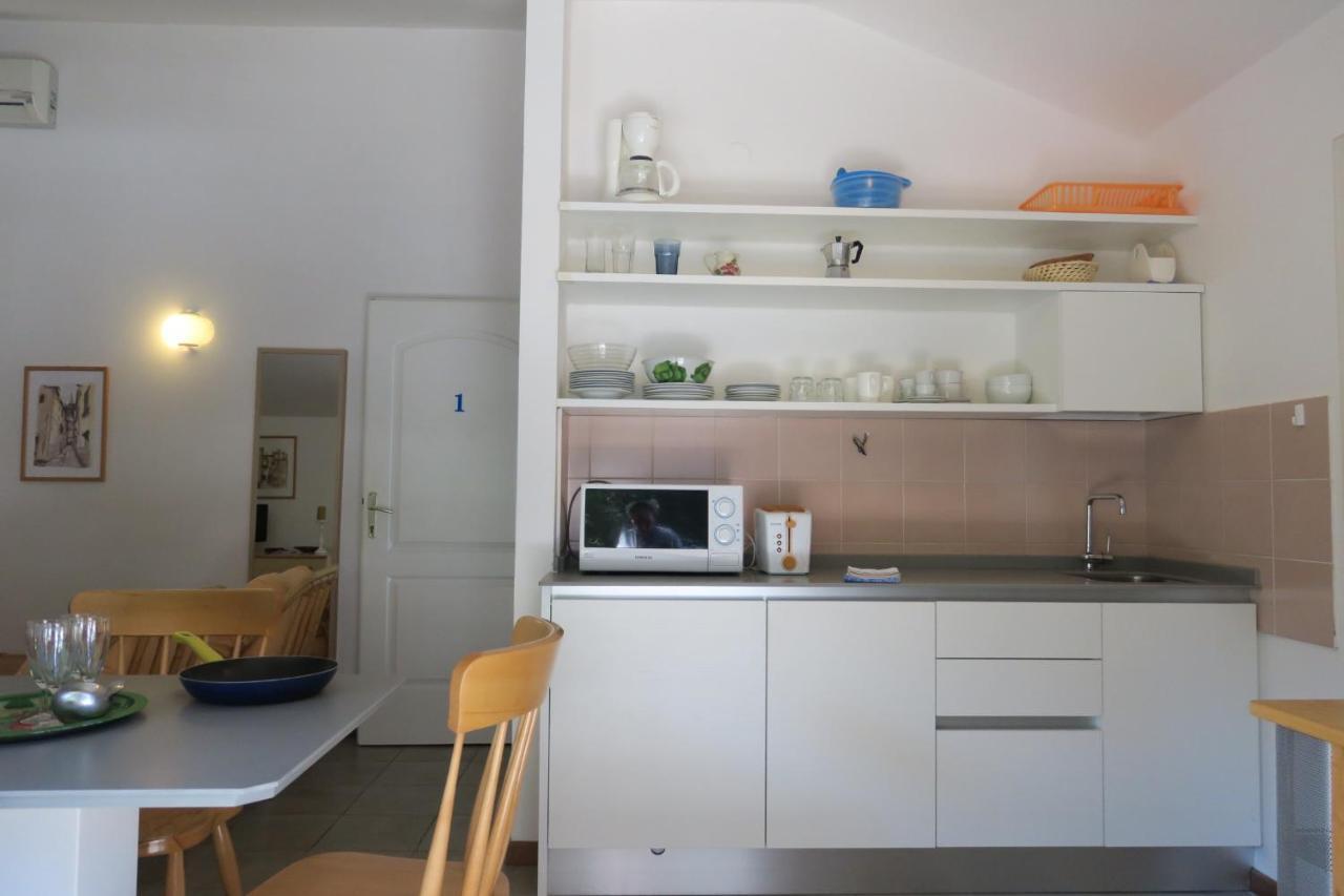 Apartman Number 9 Rovinj Buitenkant foto